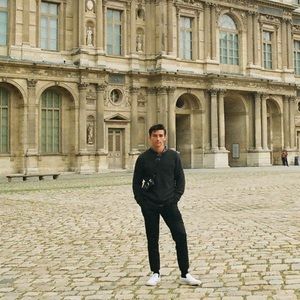 Mens Uniqlo, smart dress pants, grey size SM